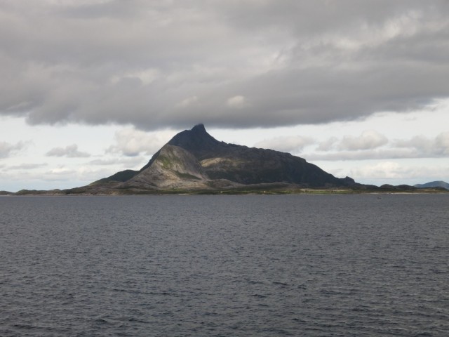 Hurtigruten_2015-06-20_07-26